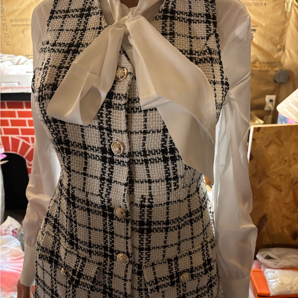 Women’s SHEIN Black and White Sleeveless Plaid Dress Size M6 Brand New